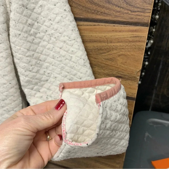 Maurice’s medium quilted pullover jacket rounded hem notched cuffs cream color - Picture 9 of 11